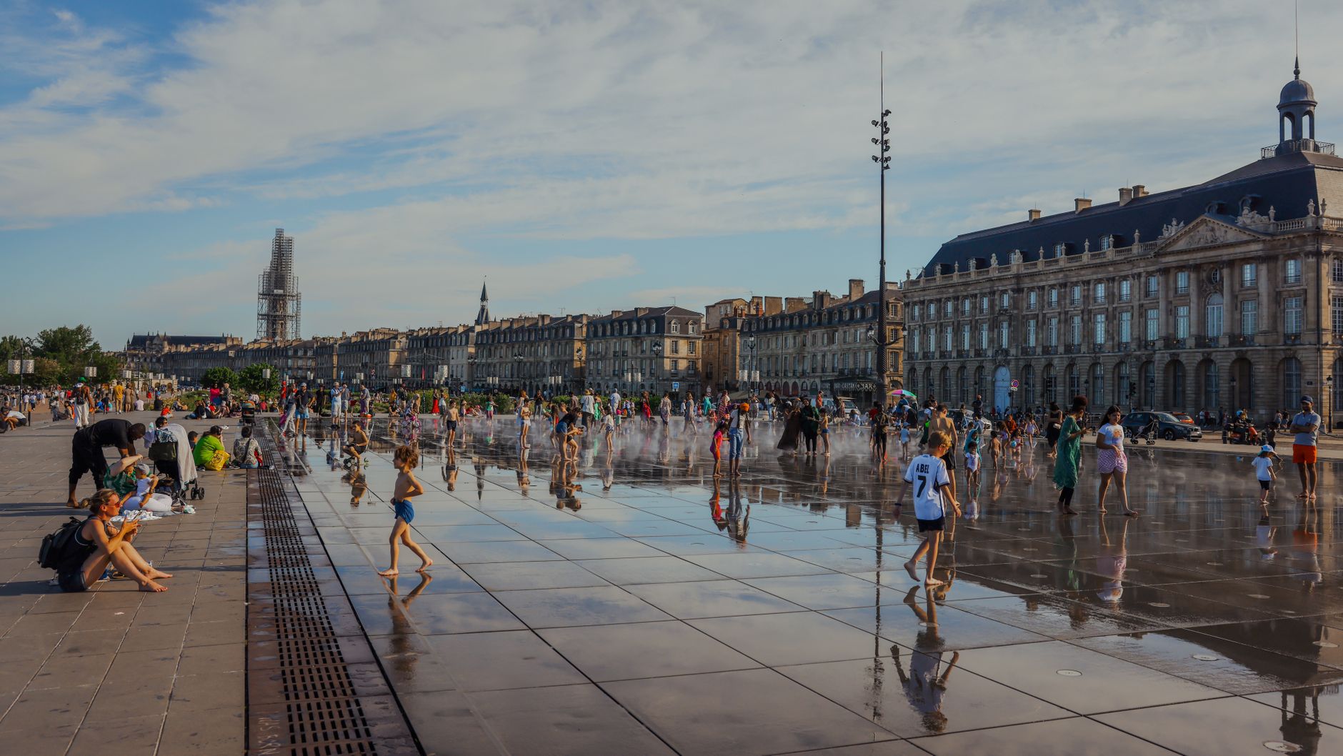 Quelles sont les nouvelles restrictions d'eau et comment cela impacte-t-il votre jardin ?